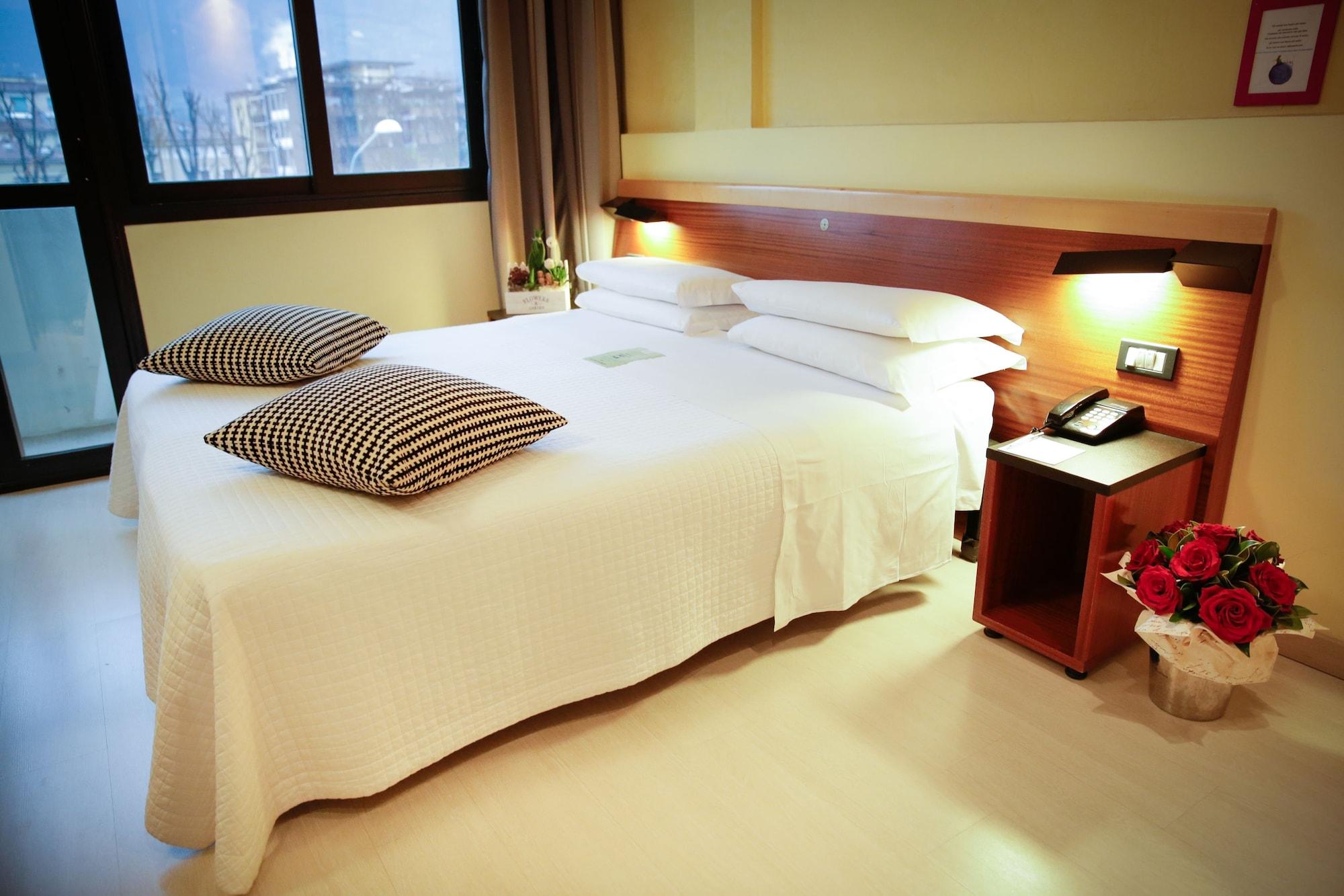 อาร์ต โฮเทล มิลาโน Hotel ปาล์มเดดเซิร์ท ภายนอก รูปภาพ