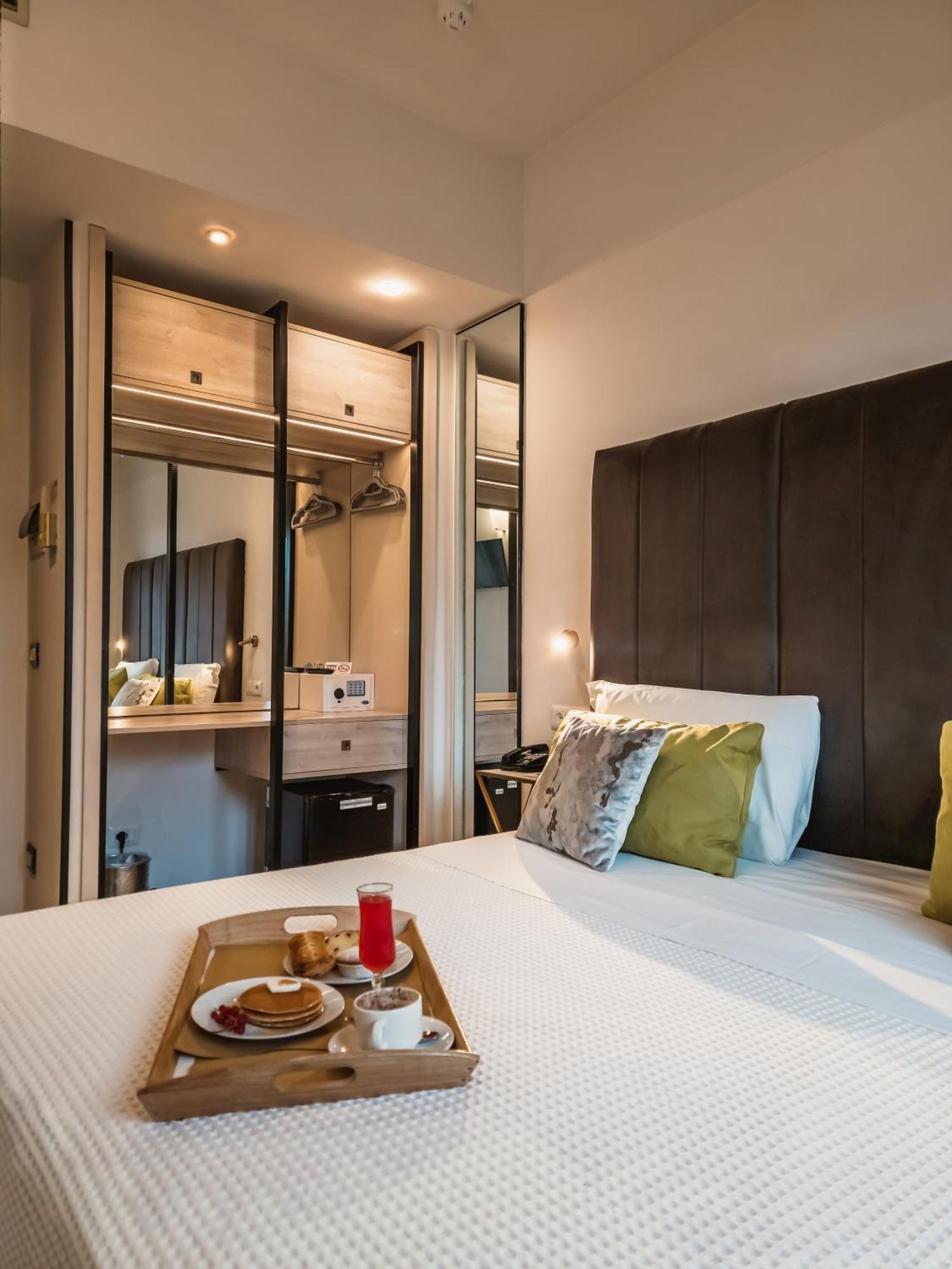 อาร์ต โฮเทล มิลาโน Hotel ปาล์มเดดเซิร์ท ภายนอก รูปภาพ